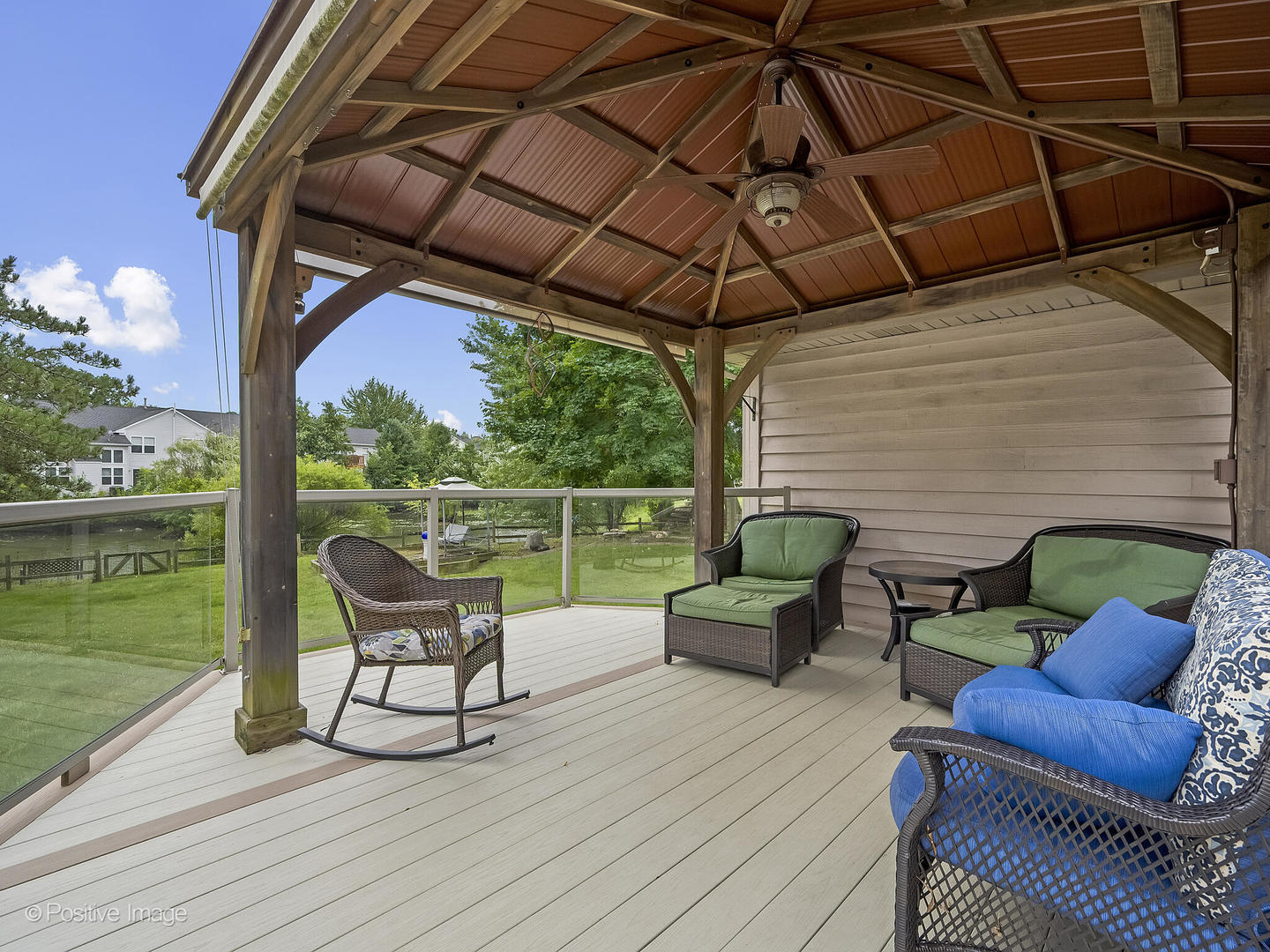 967 Lakeside Drive