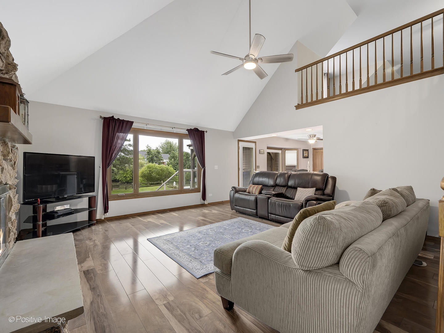 967 Lakeside Drive