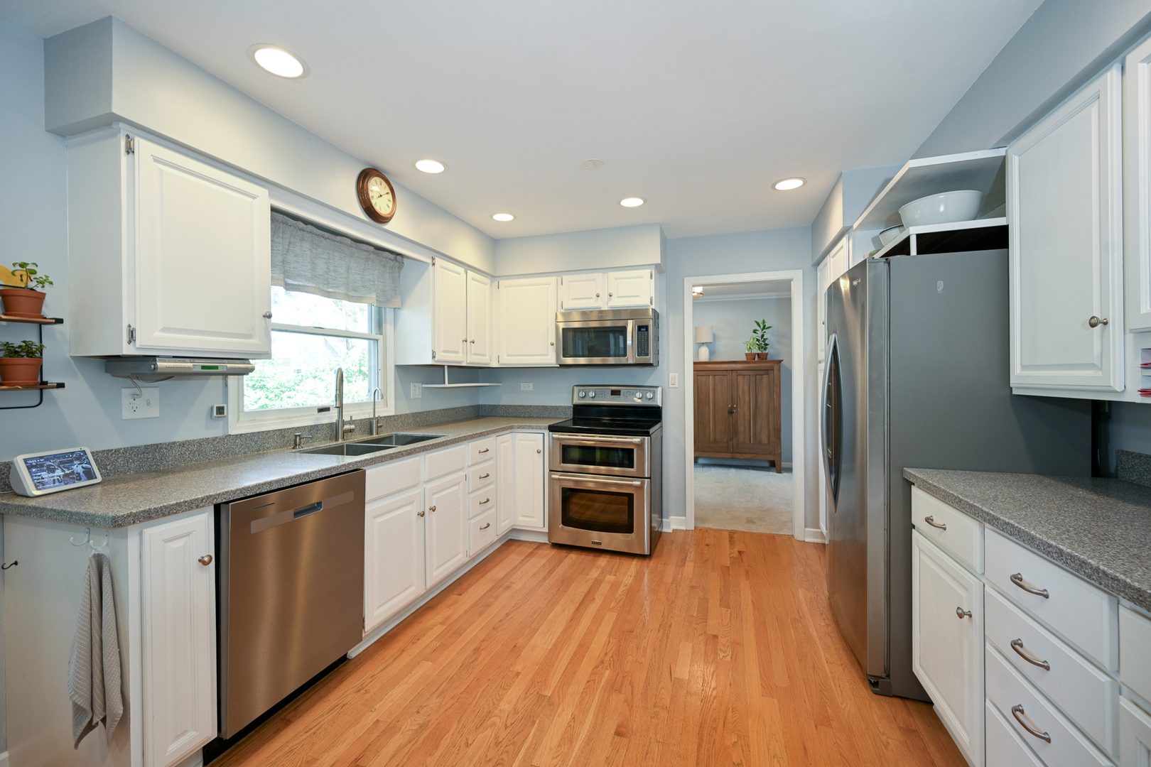 206 White Oak Drive