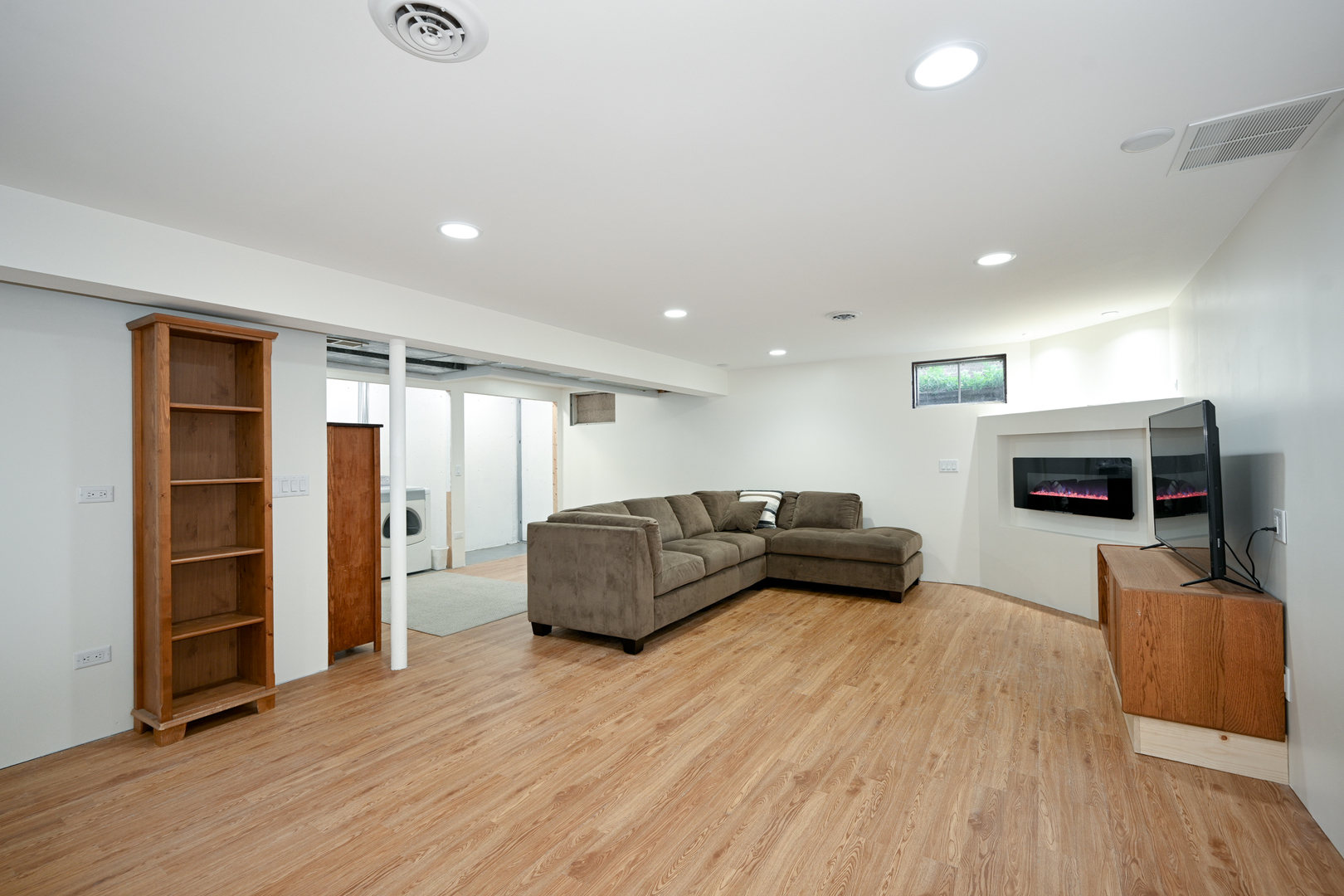 206 White Oak Drive