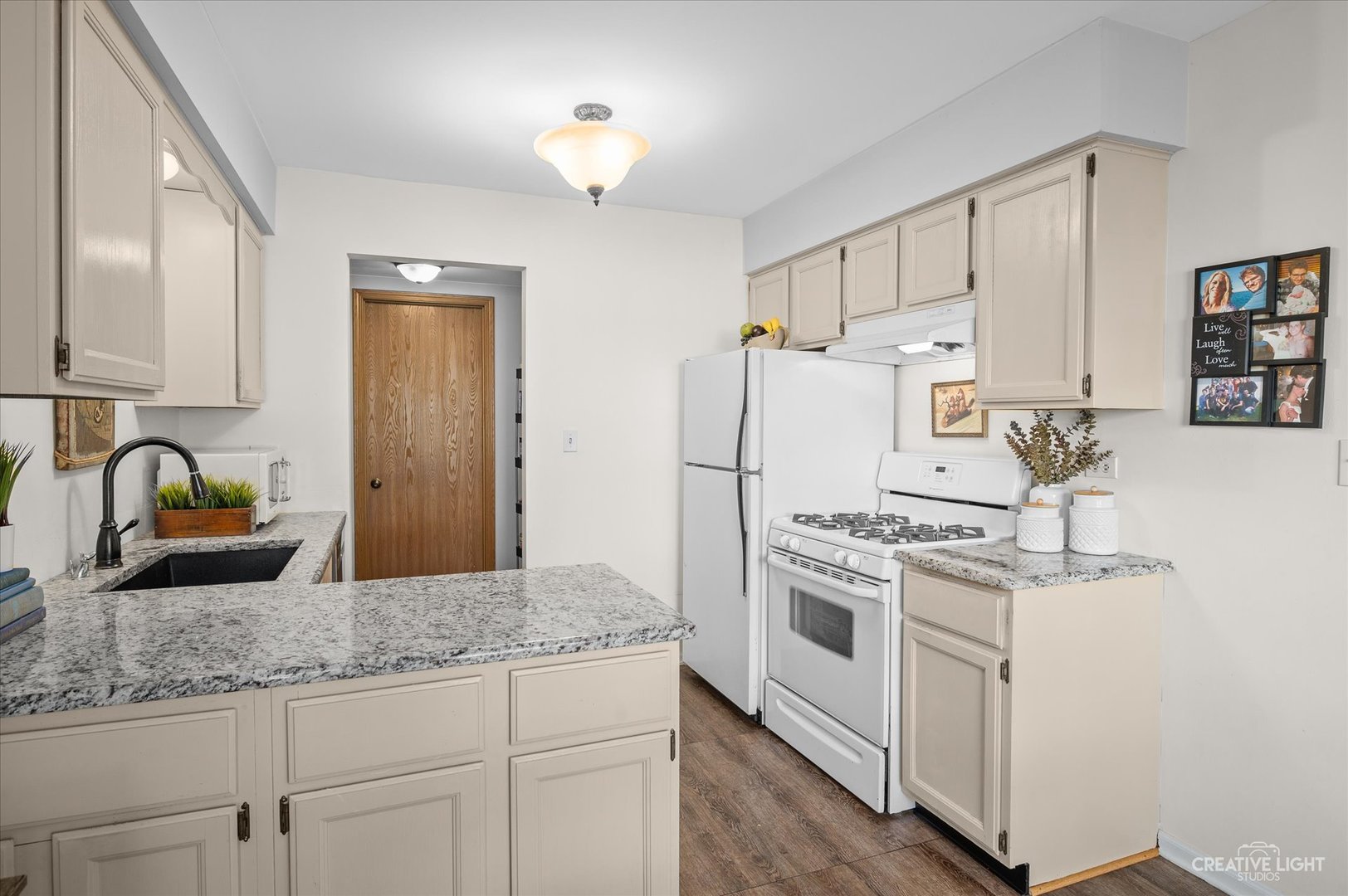 1916 Wisteria Court Unit: 2