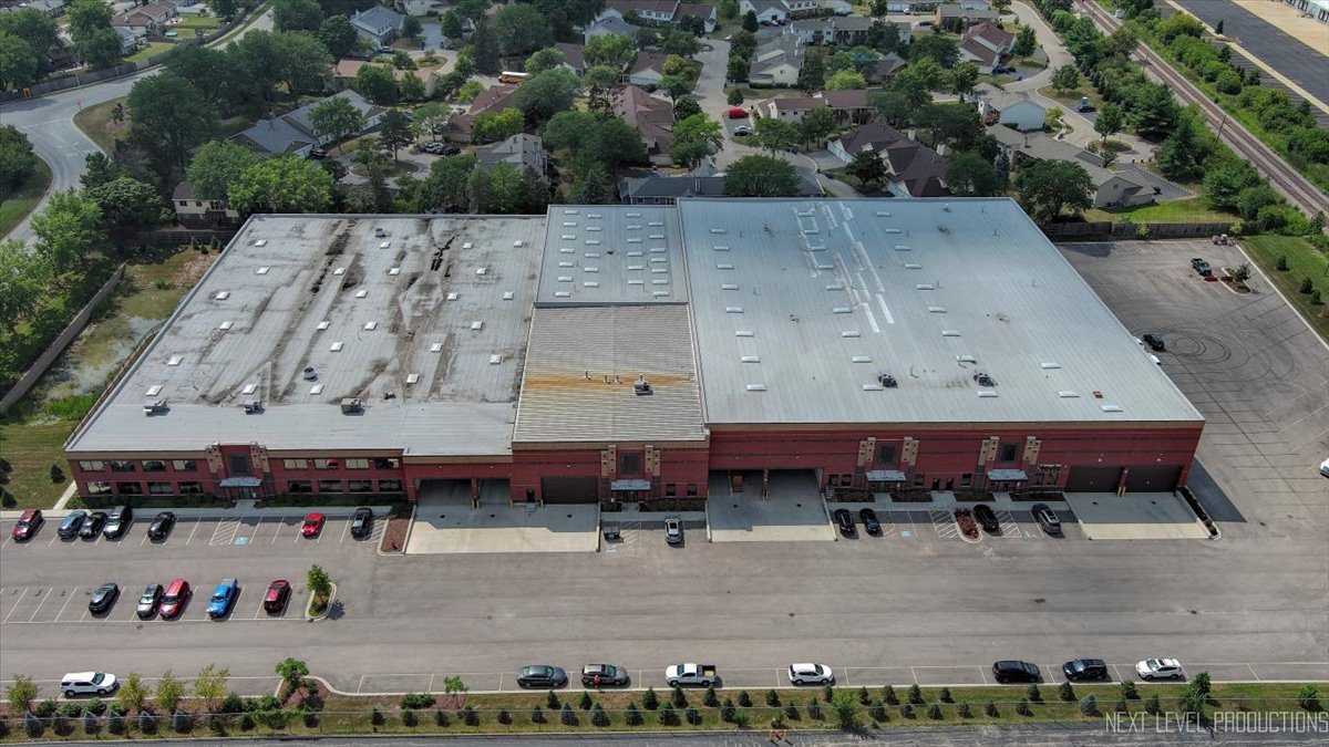 802 E Devon Avenue Unit: 810