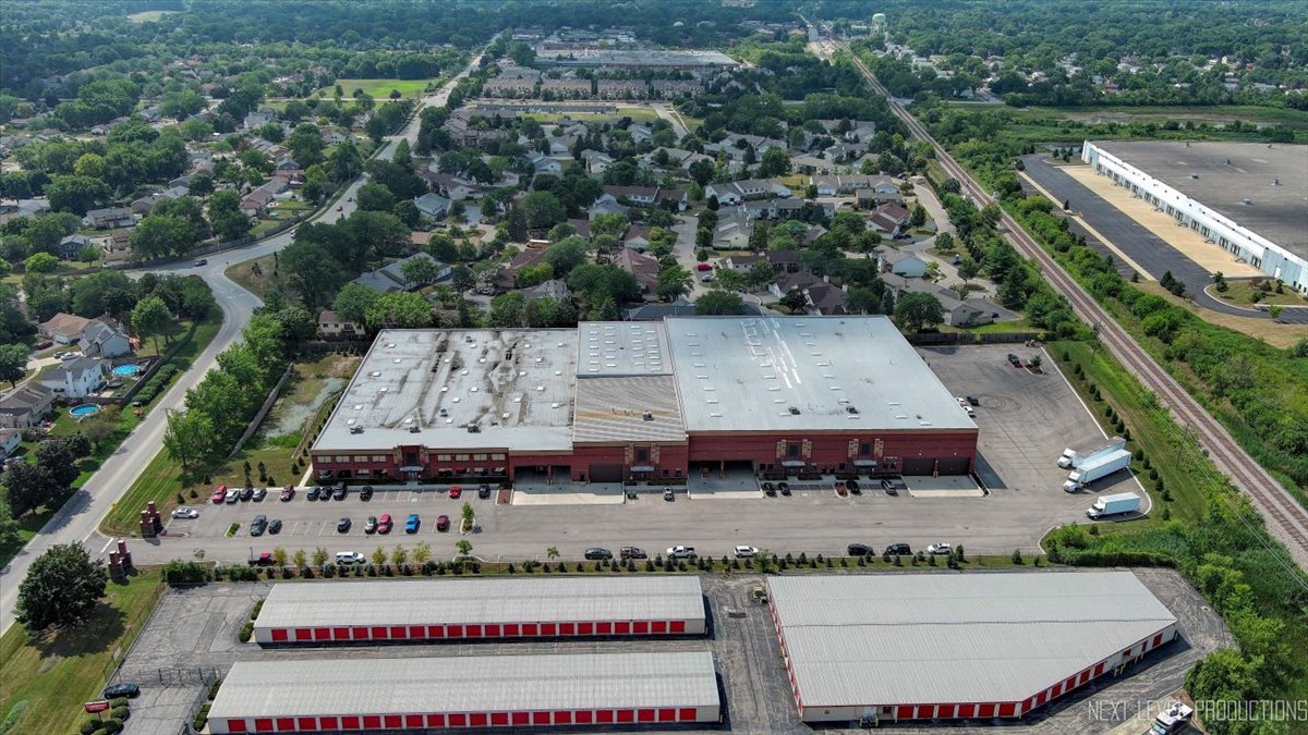 802 E Devon Avenue Unit: 810