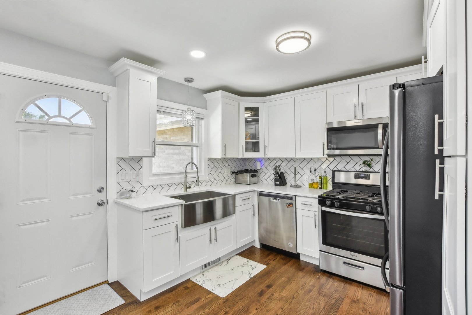 544 E 169th Street