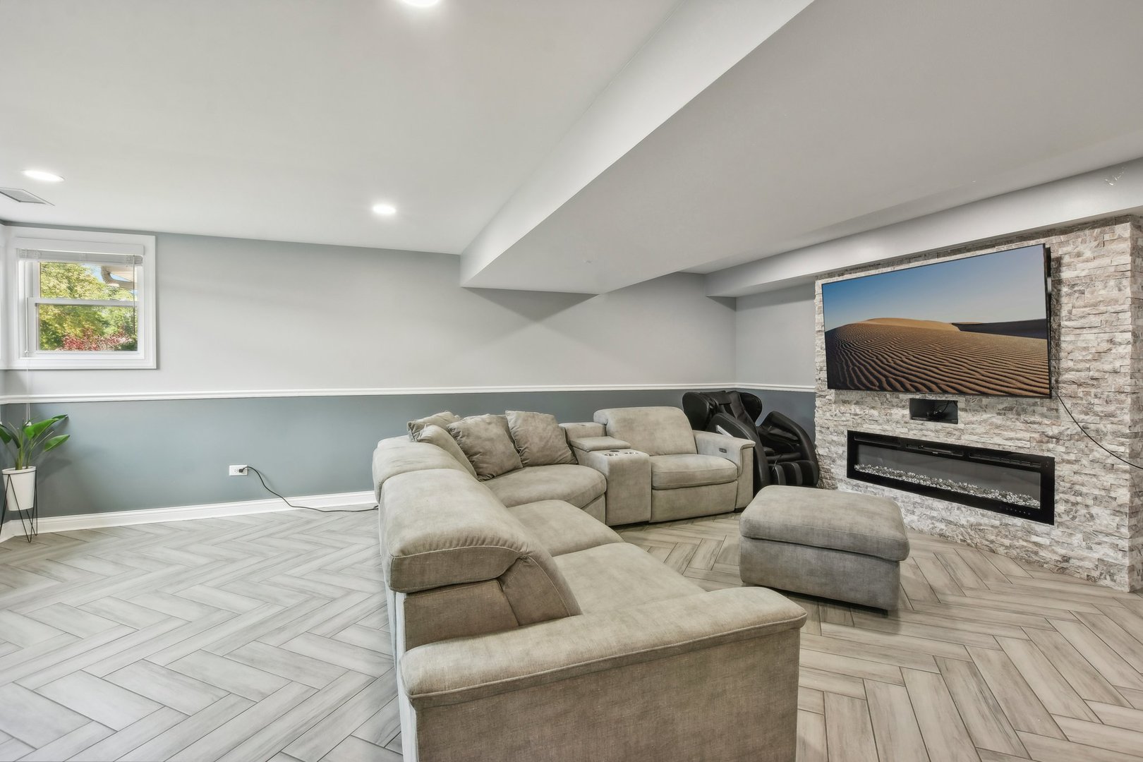 544 E 169th Street