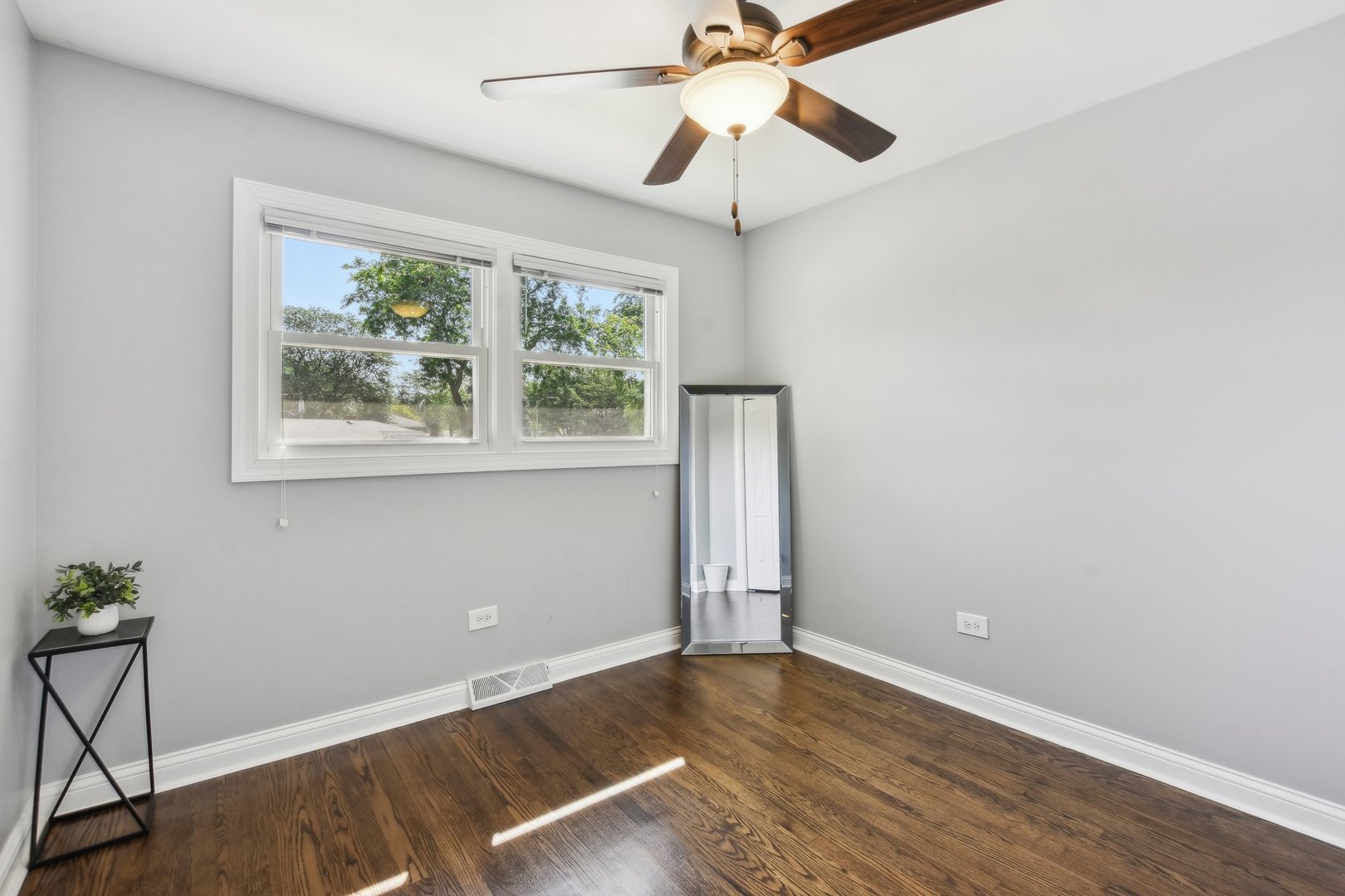 544 E 169th Street