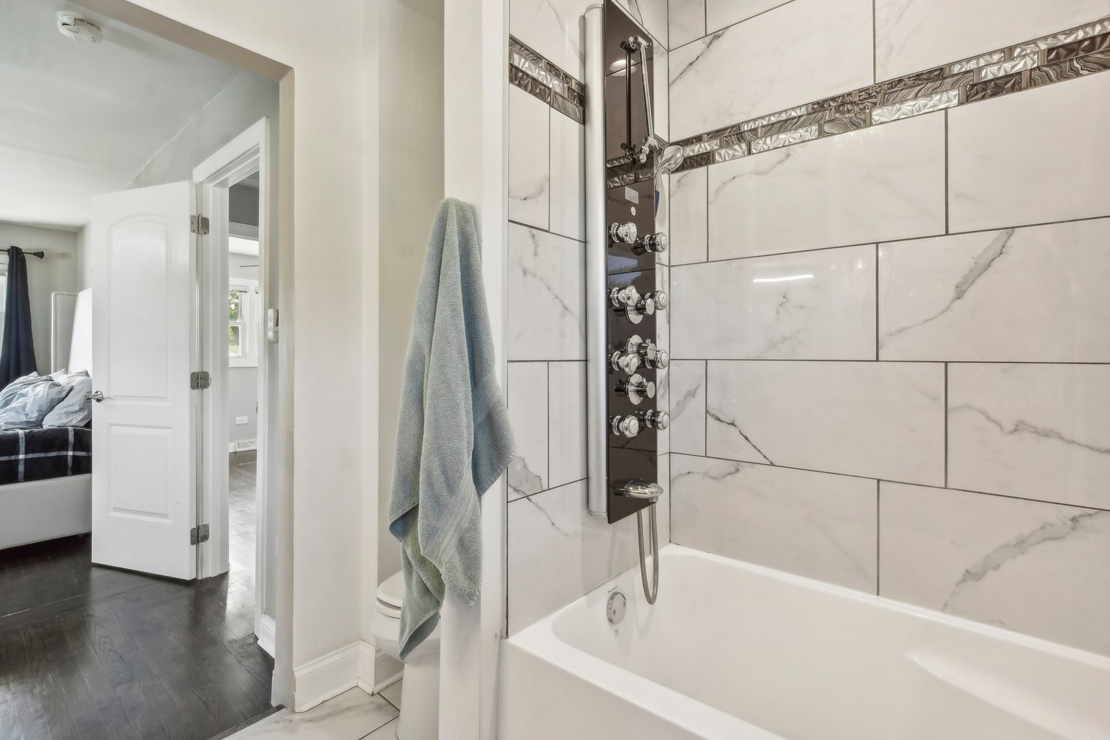 544 E 169th Street