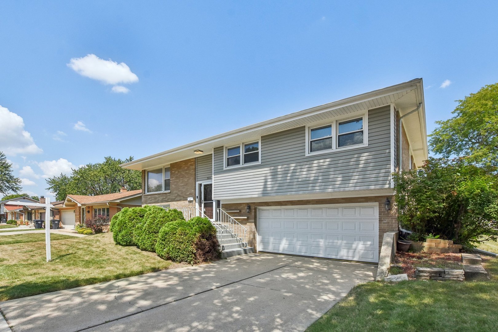 544 E 169th Street