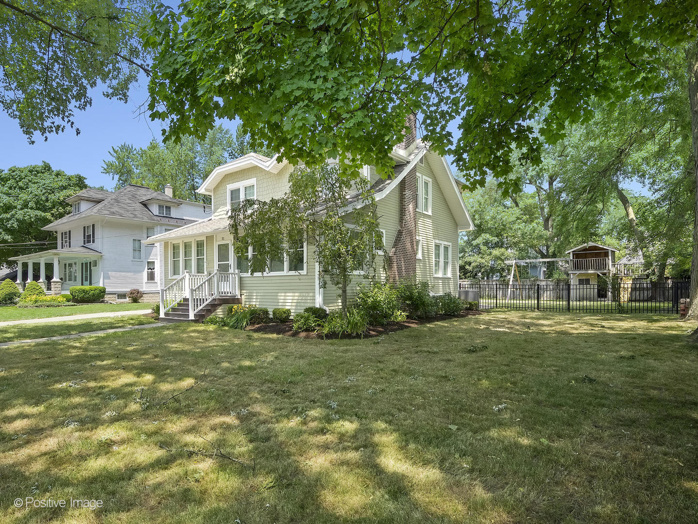 317 E LINCOLN Avenue