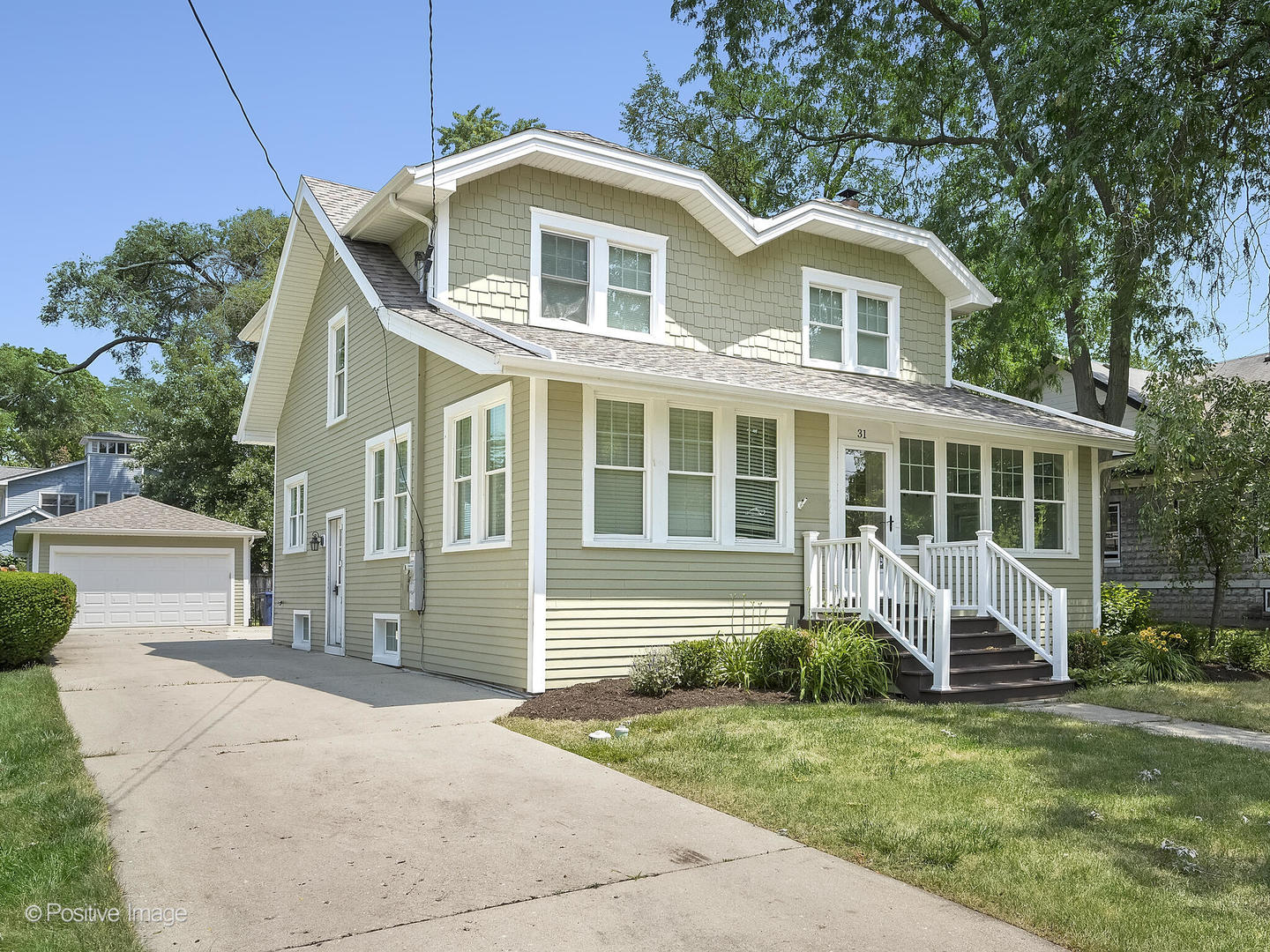 317 E LINCOLN Avenue
