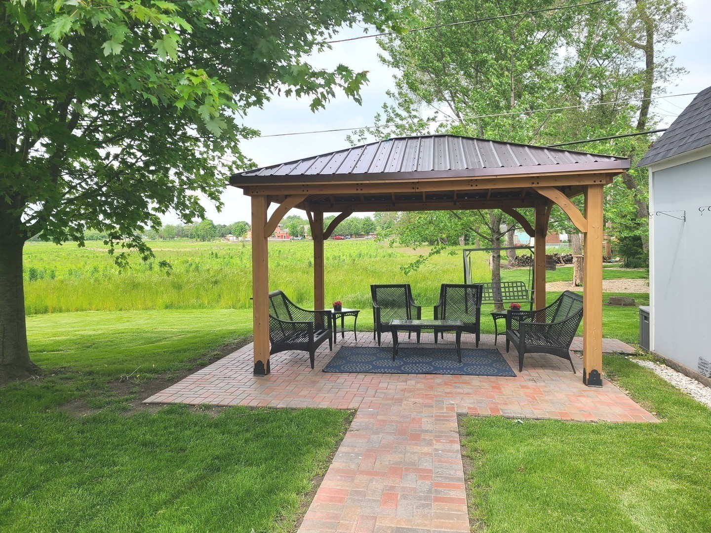 390 Arrowhead Trail