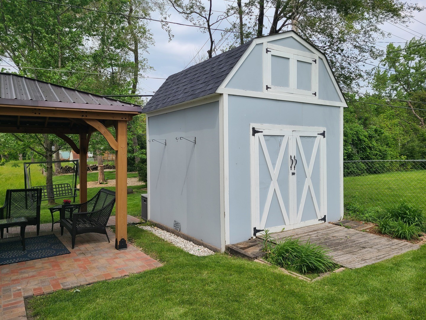 390 Arrowhead Trail