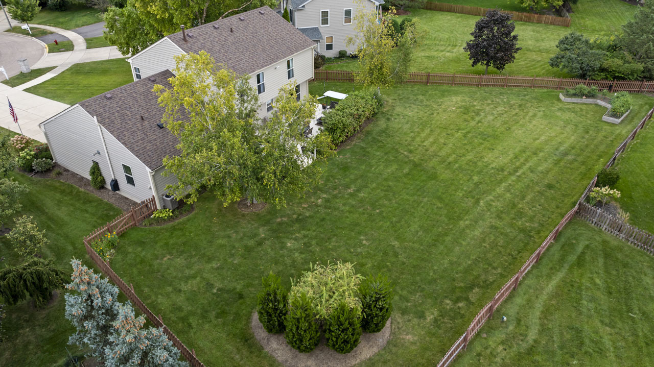 2512 Bainbridge Court