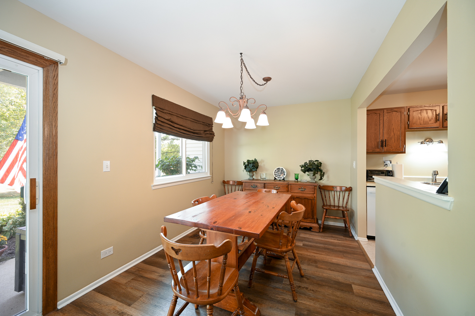 1585 Stonehill Court Unit: D