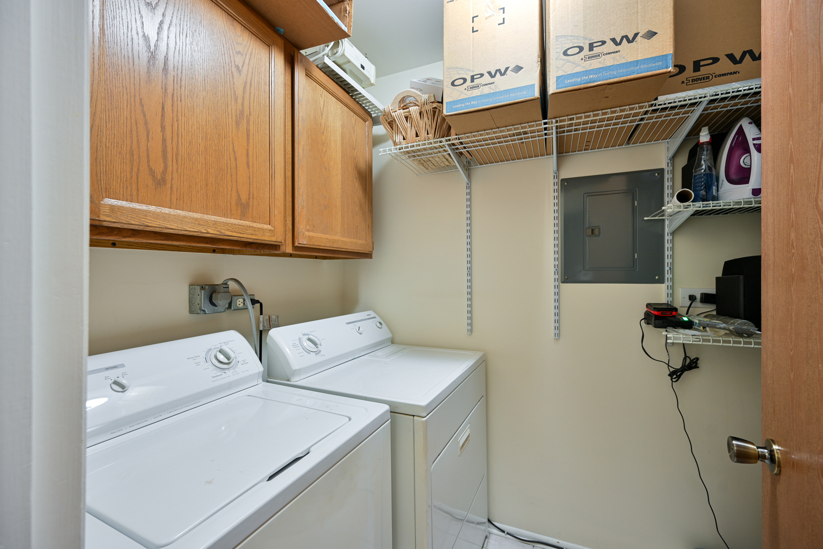 1585 Stonehill Court Unit: D