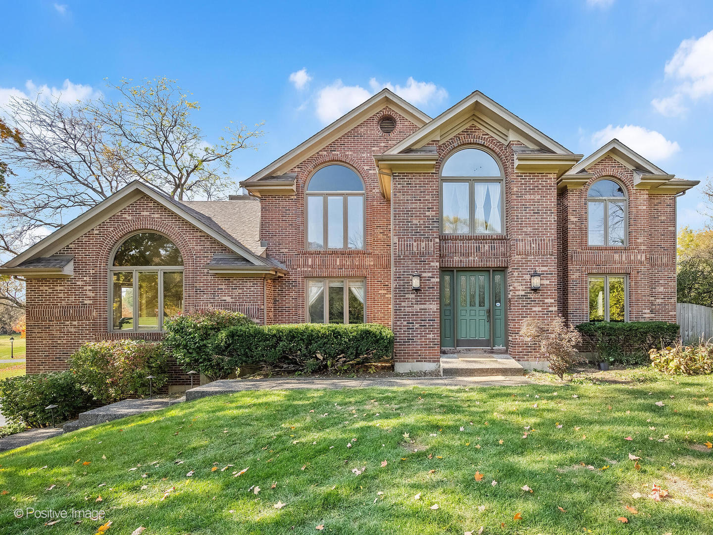 1S676 Blakewood Court