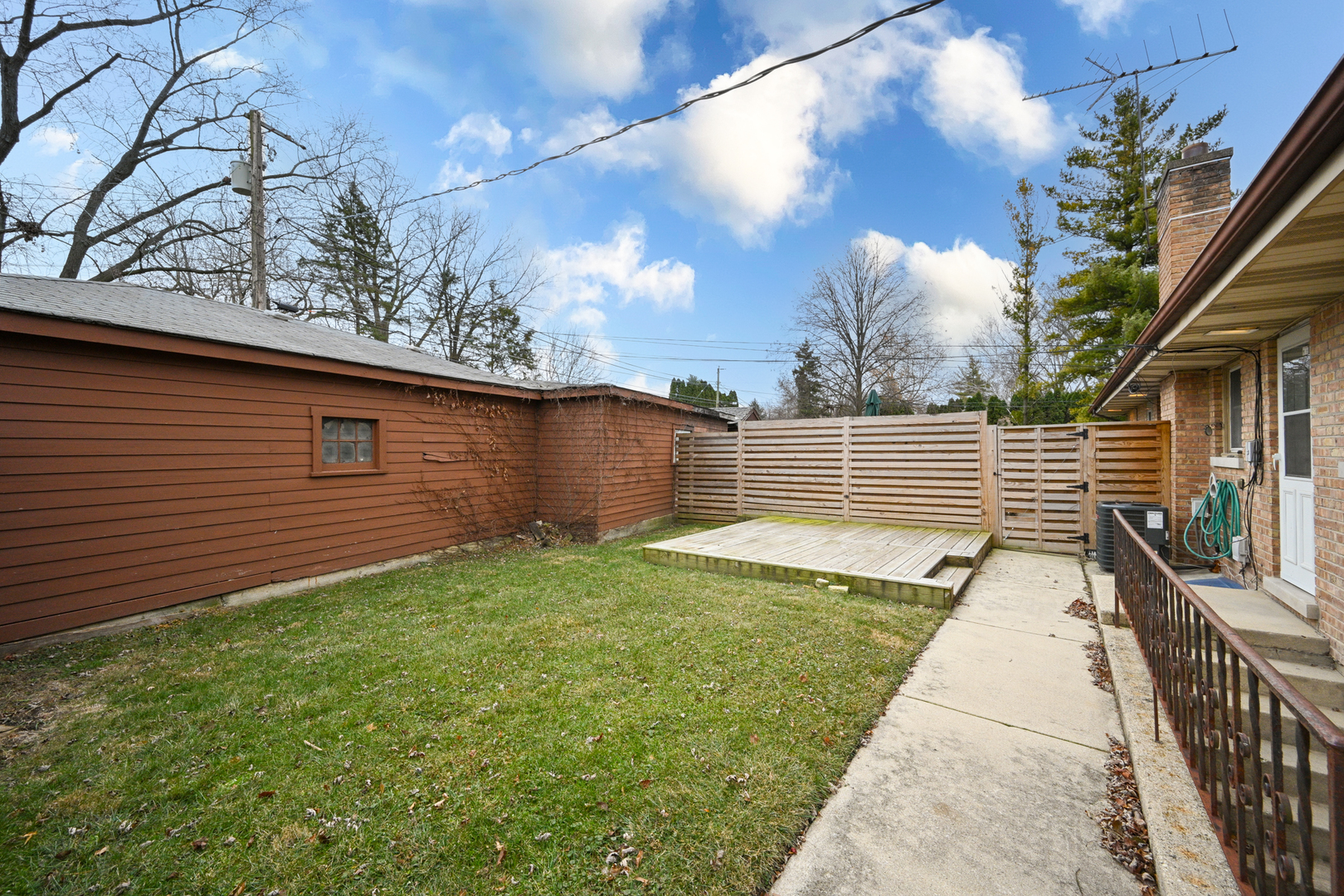 105 N Gables Boulevard