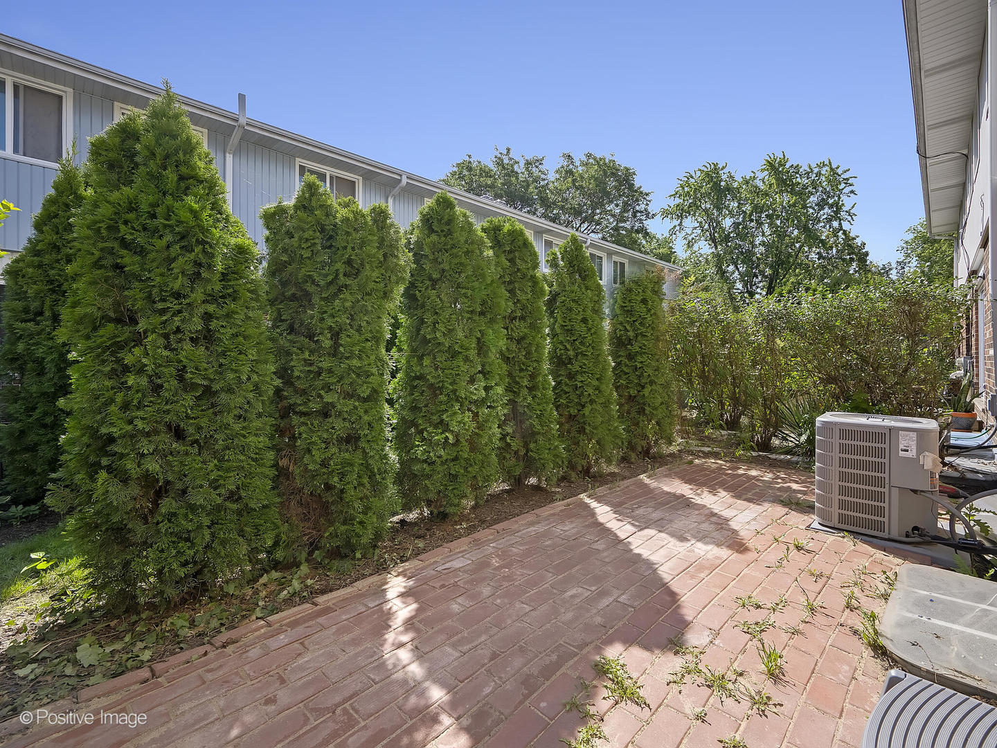 1647 Castbourne Court