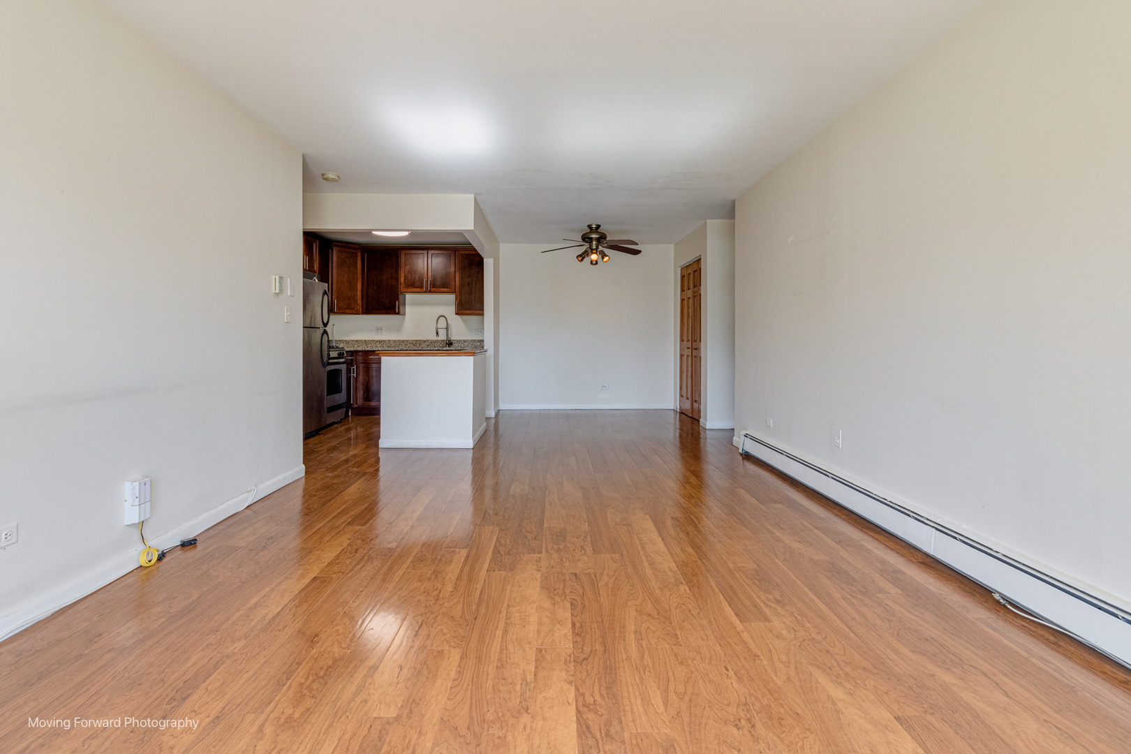 9S240 LAKE Drive Unit: 17B-206