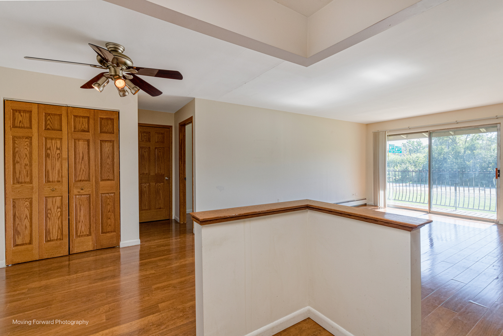 9S240 LAKE Drive Unit: 17B-206