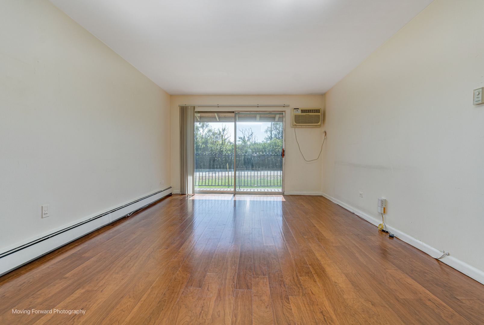 9S240 LAKE Drive Unit: 17B-206