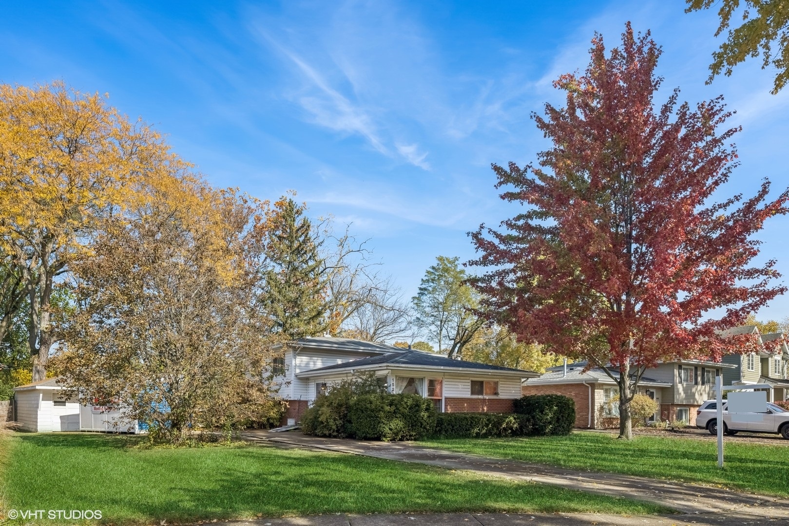 1521 Lakeside Drive