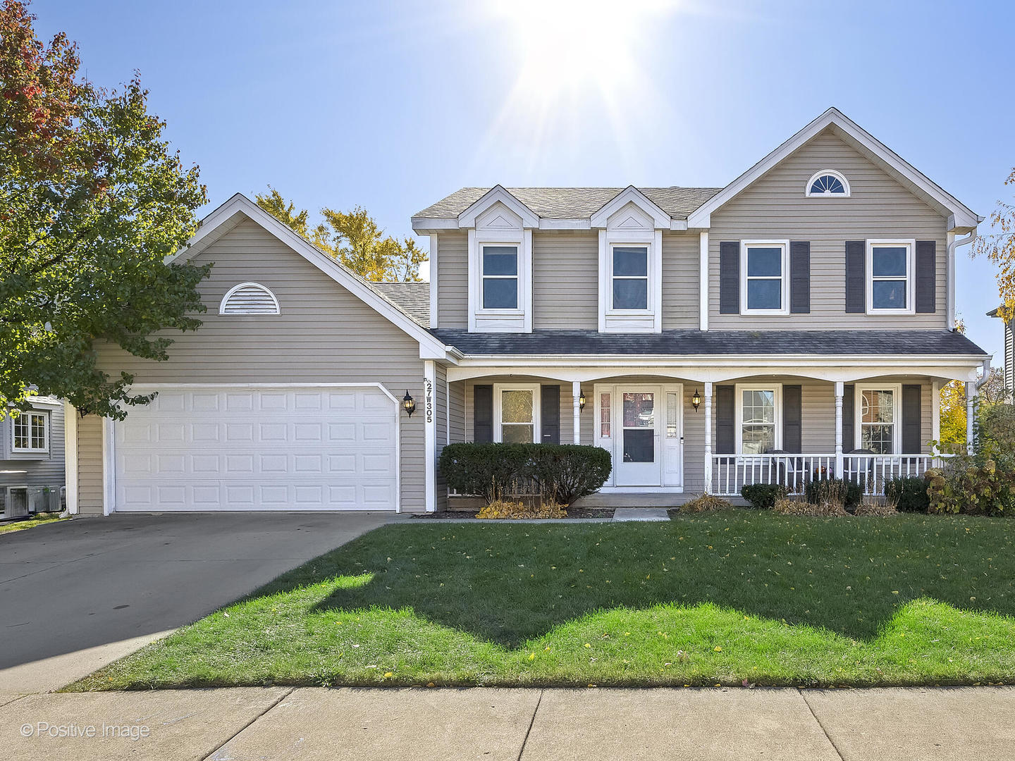 27W305 VICTORIA Lane