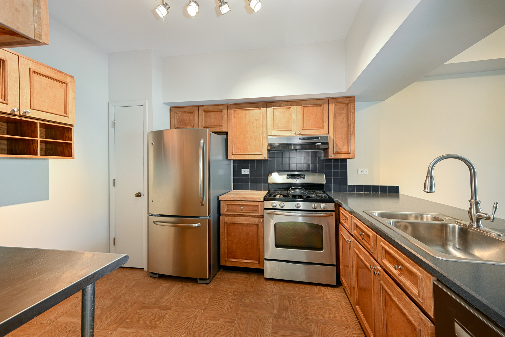 80 GOLFVIEW Drive Unit: 80