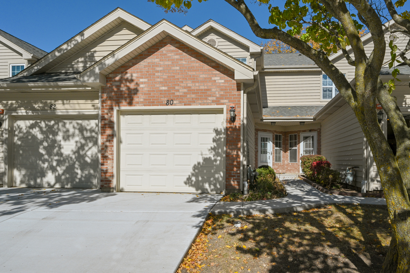 80 GOLFVIEW Drive Unit: 80
