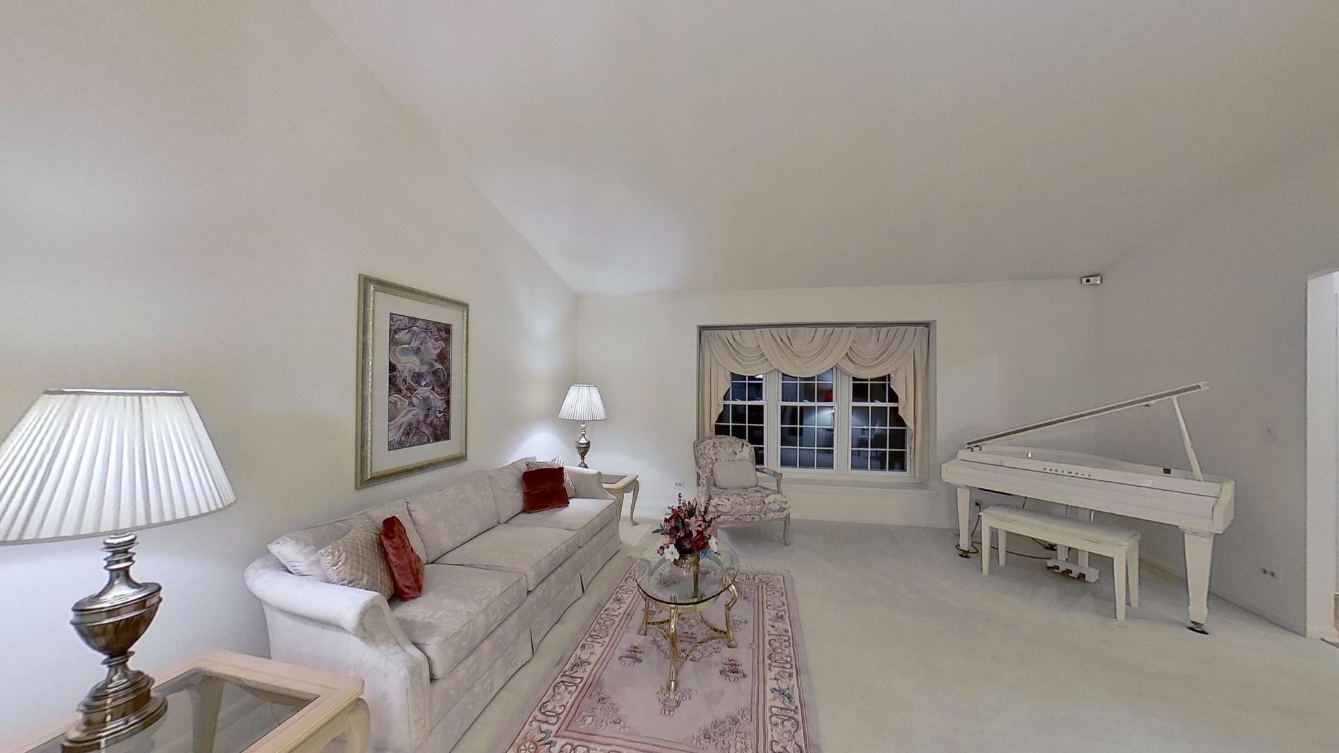 336 Woodside Drive