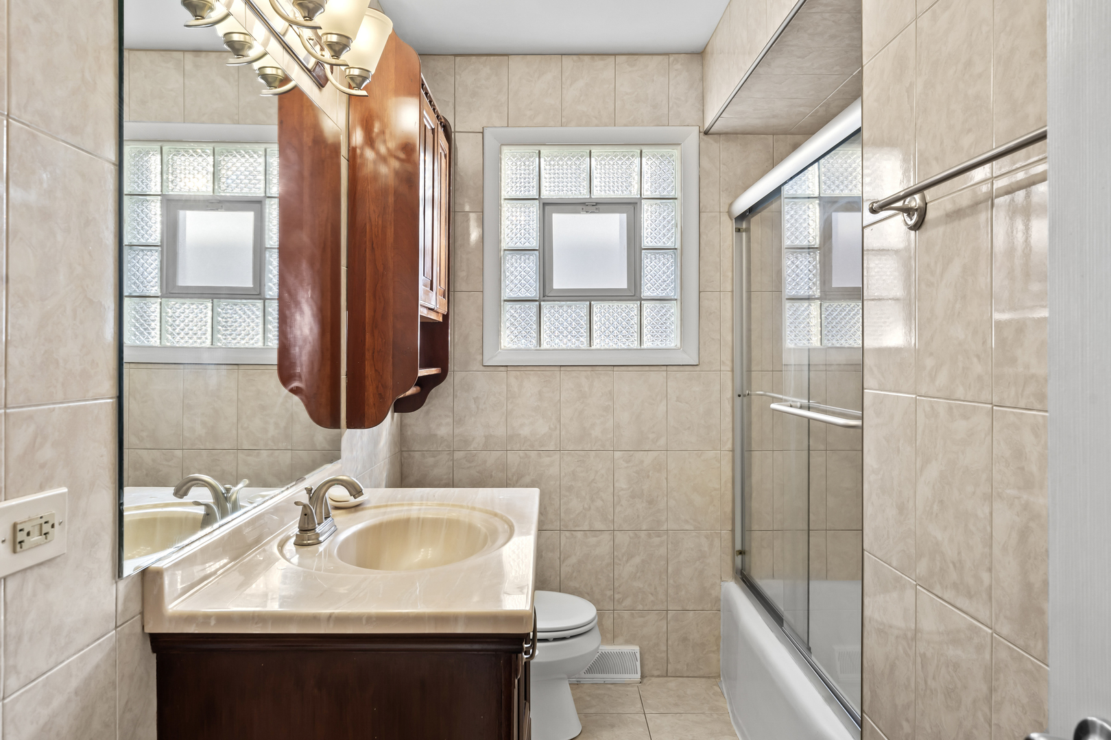 9212 Massasoit Avenue