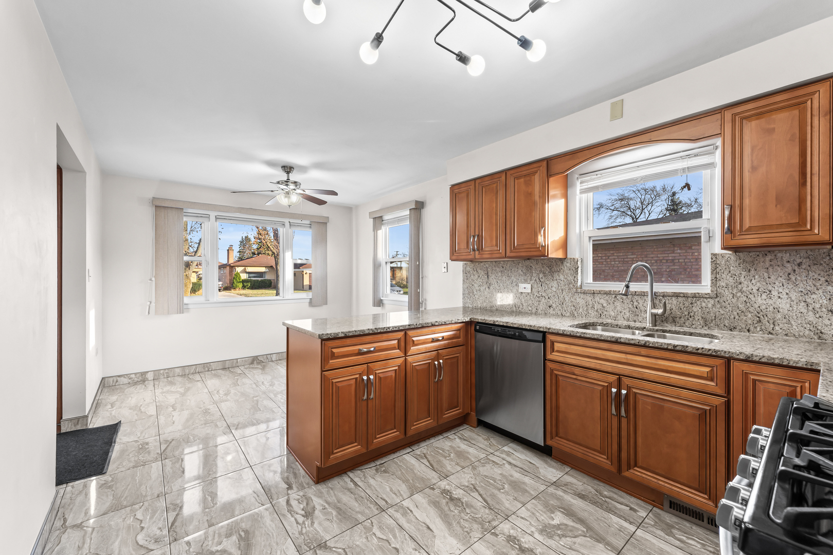 9212 Massasoit Avenue