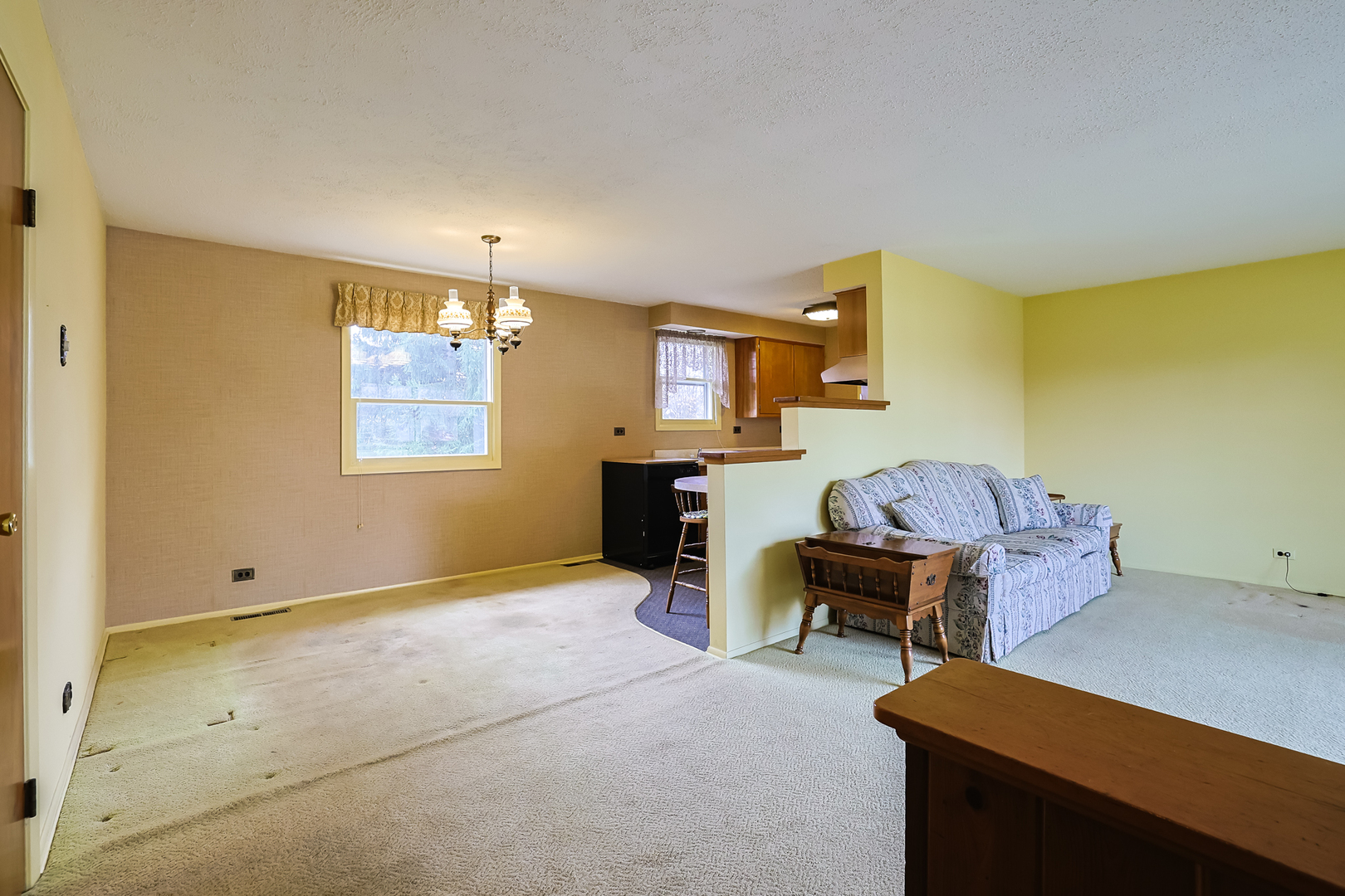 352 Sioux Lane