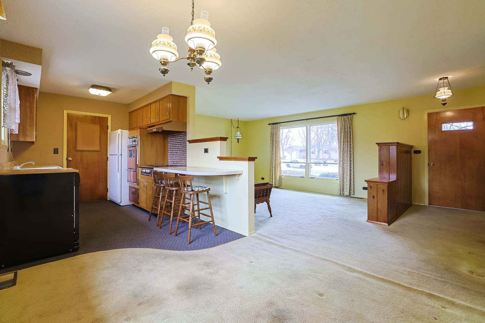 352 Sioux Lane