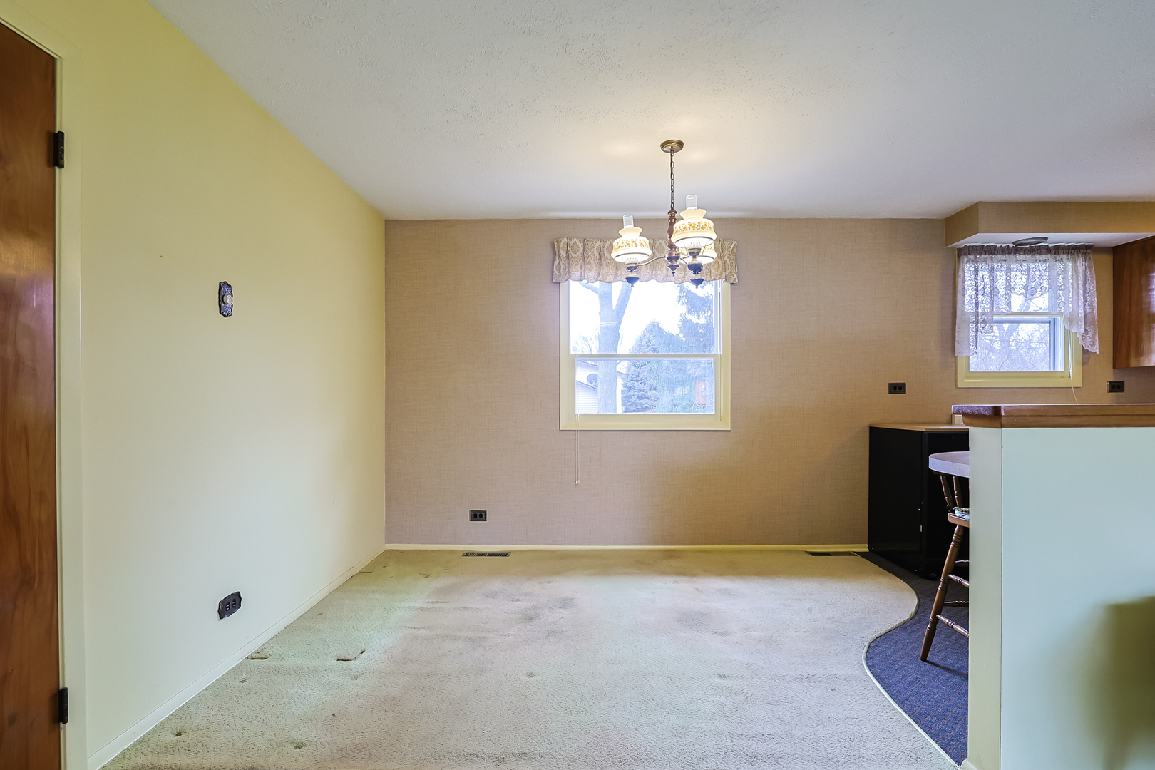 352 Sioux Lane