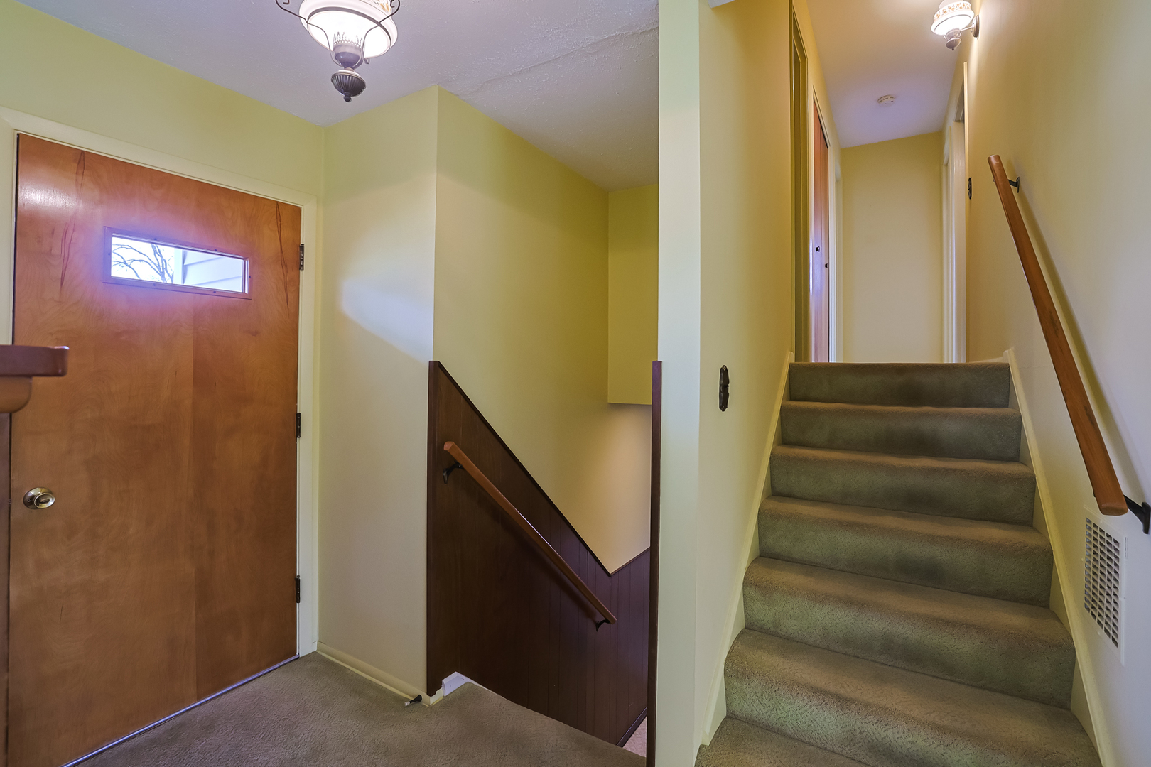 352 Sioux Lane