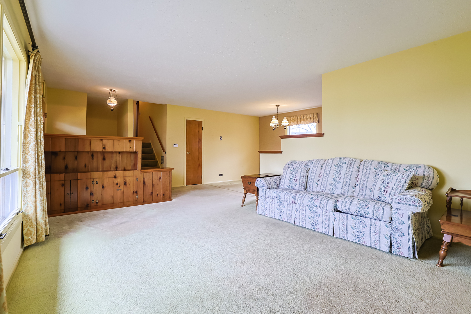 352 Sioux Lane