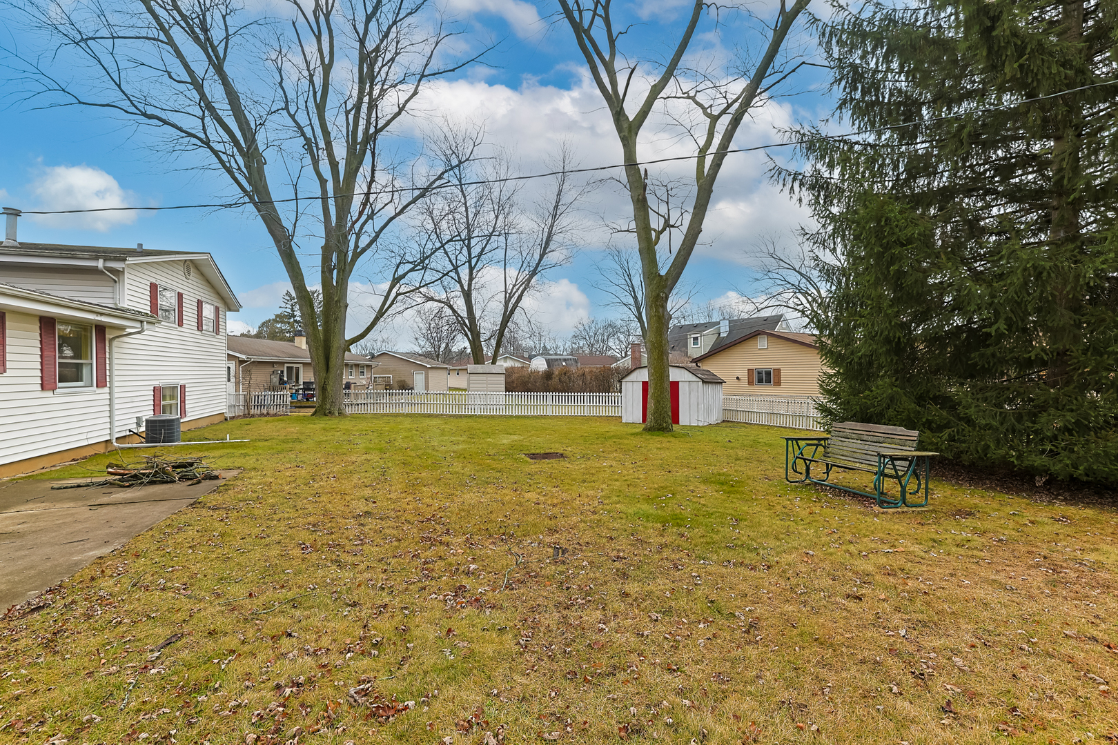 352 Sioux Lane
