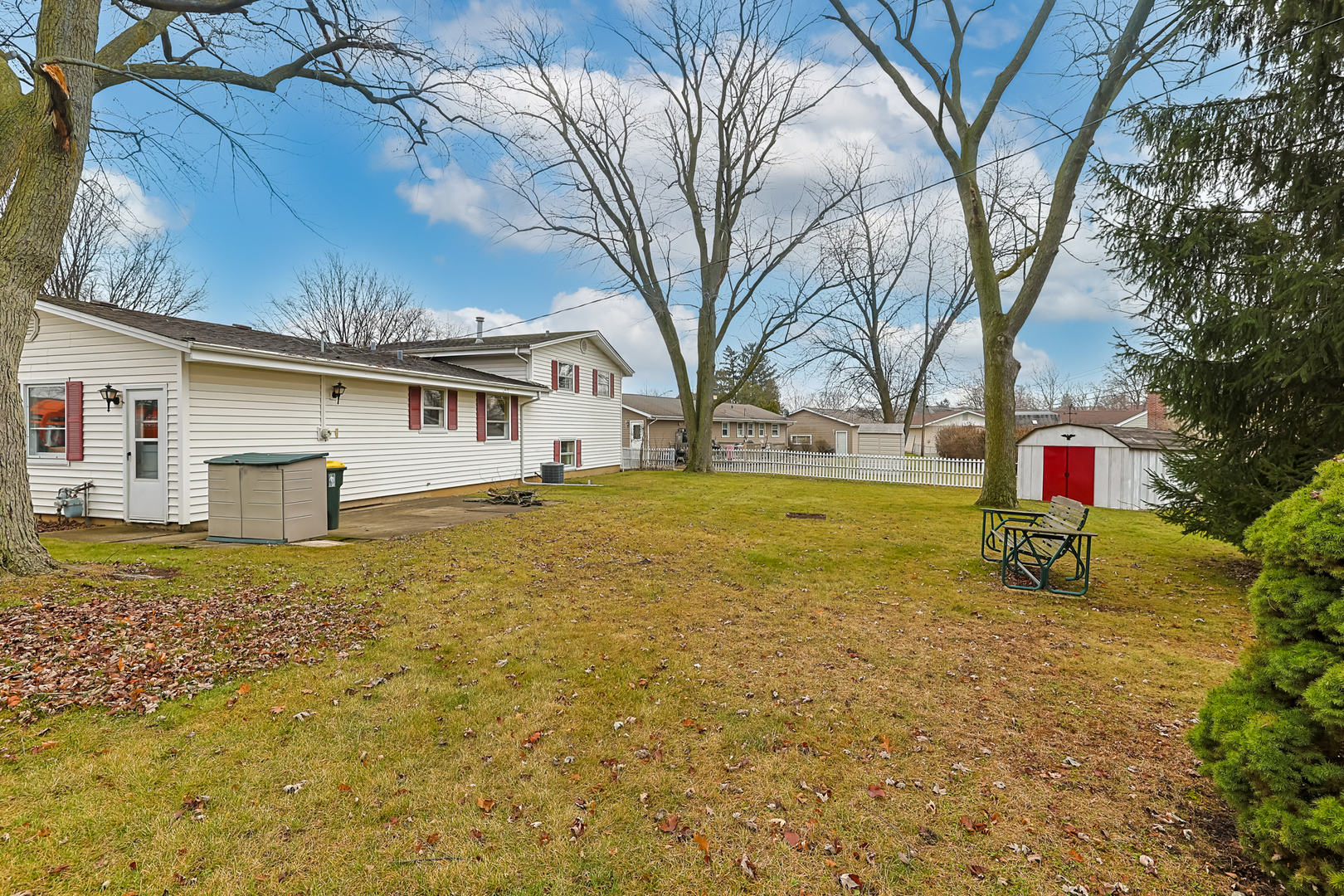 352 Sioux Lane