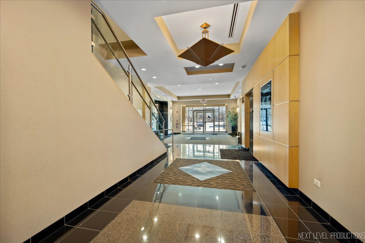 2323 Naperville Road Unit: 180