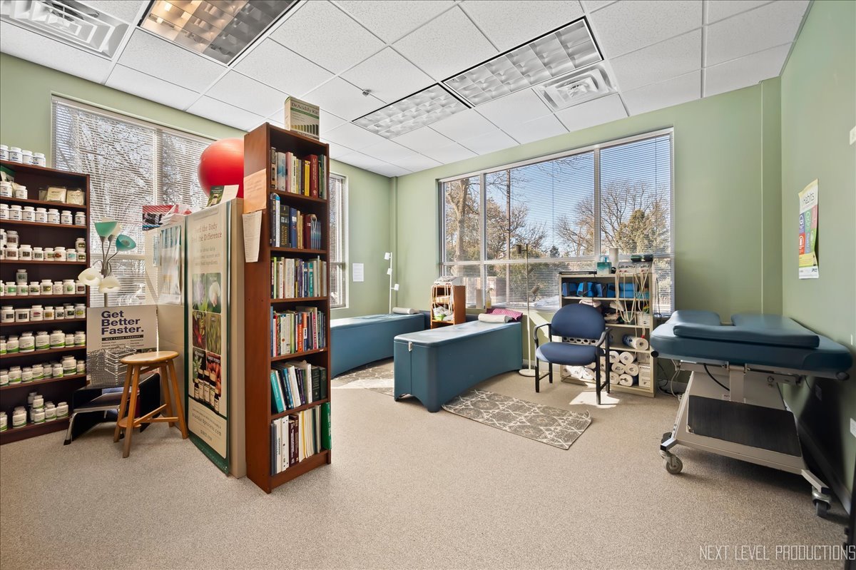2323 Naperville Road Unit: 180