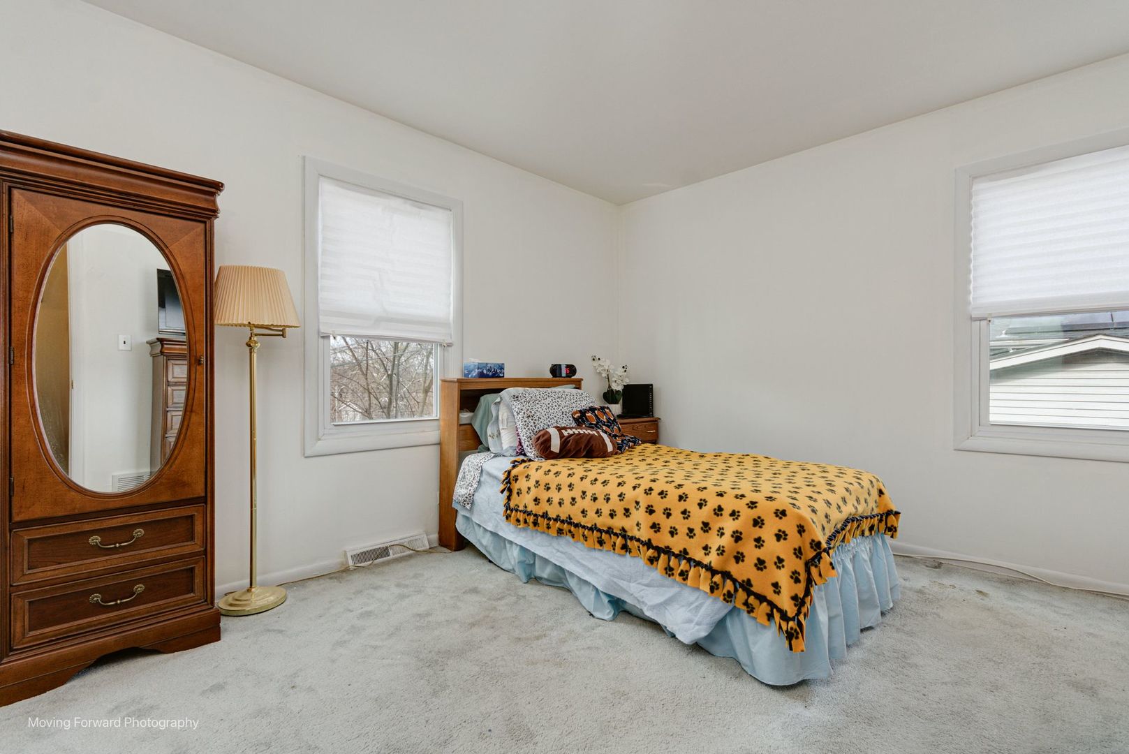 1364 Leslie Lane