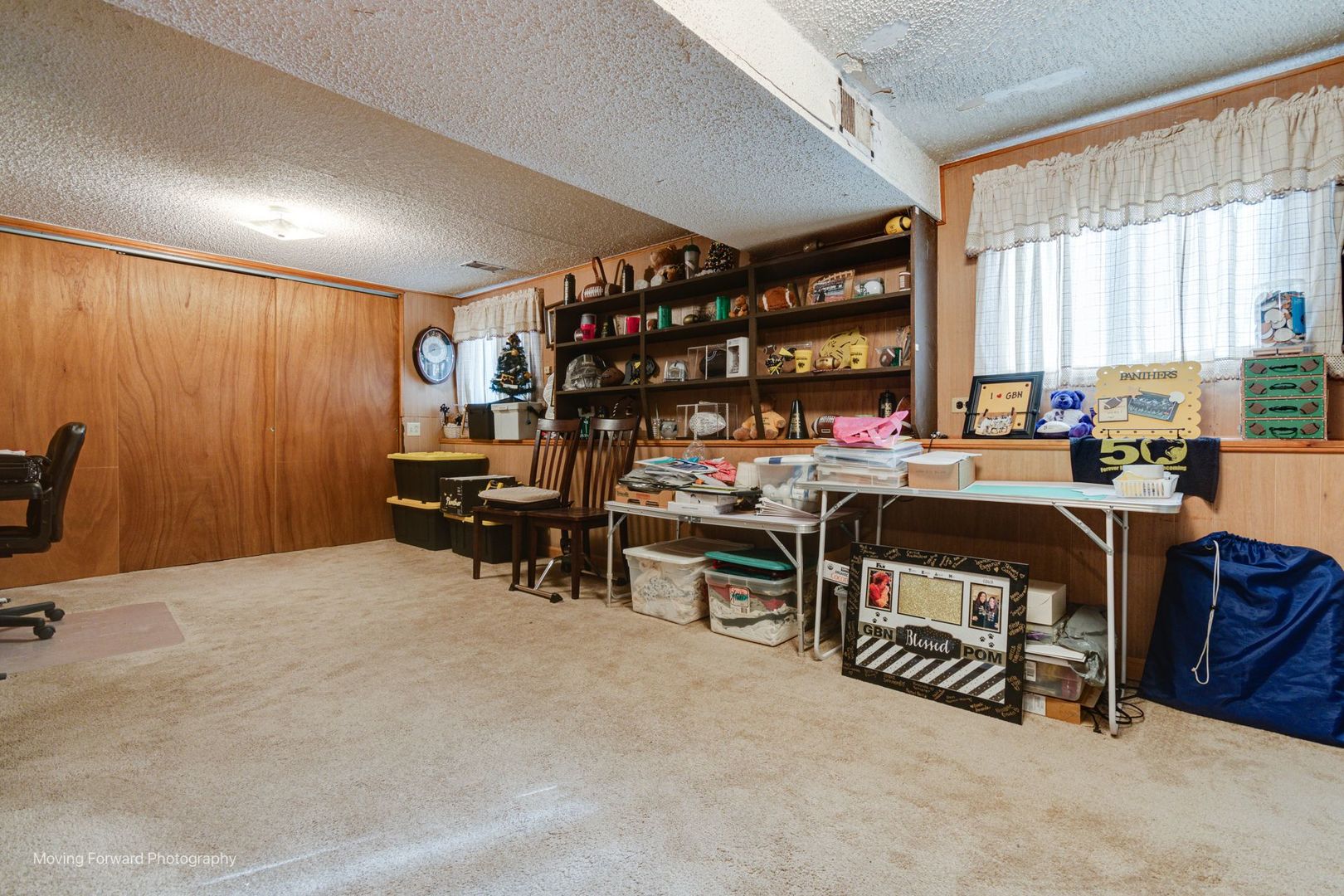 1364 Leslie Lane