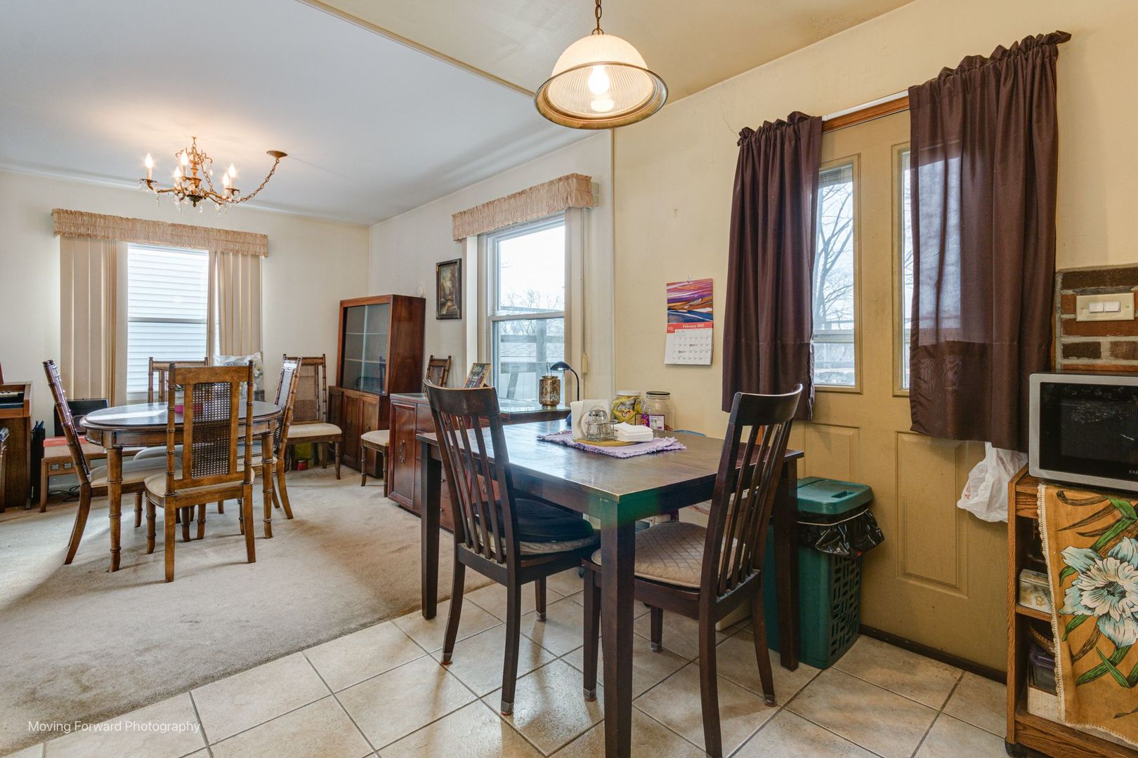 1364 Leslie Lane