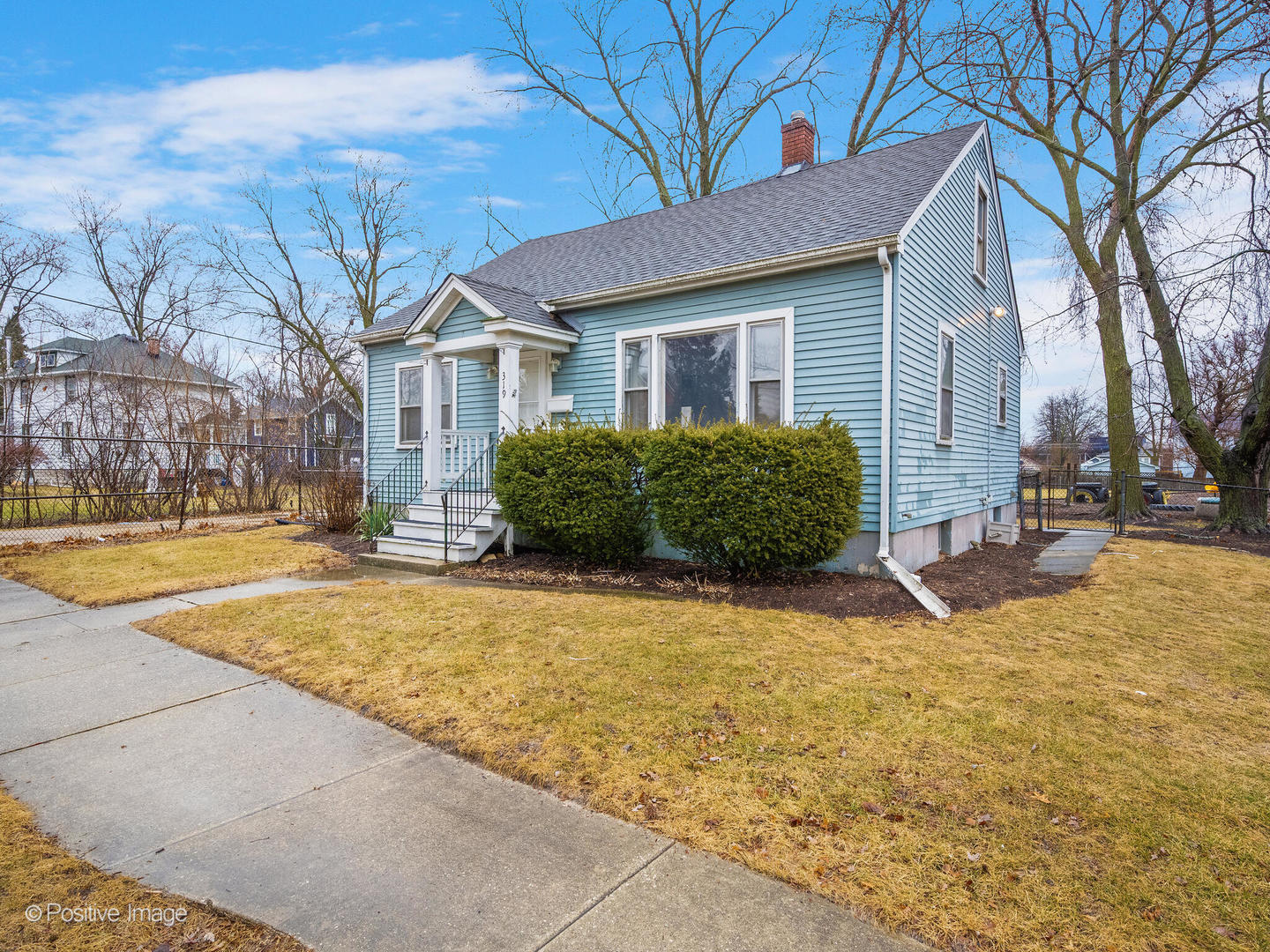 319 Sherman Street