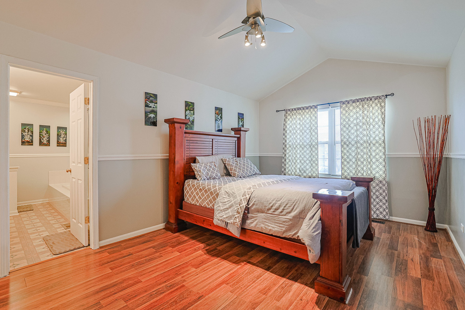 703 Kingsbridge Drive