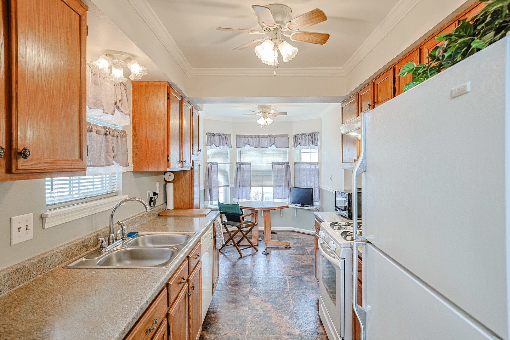 703 Kingsbridge Drive