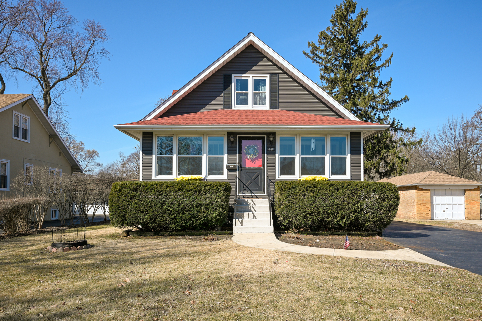 440 S Villa Avenue