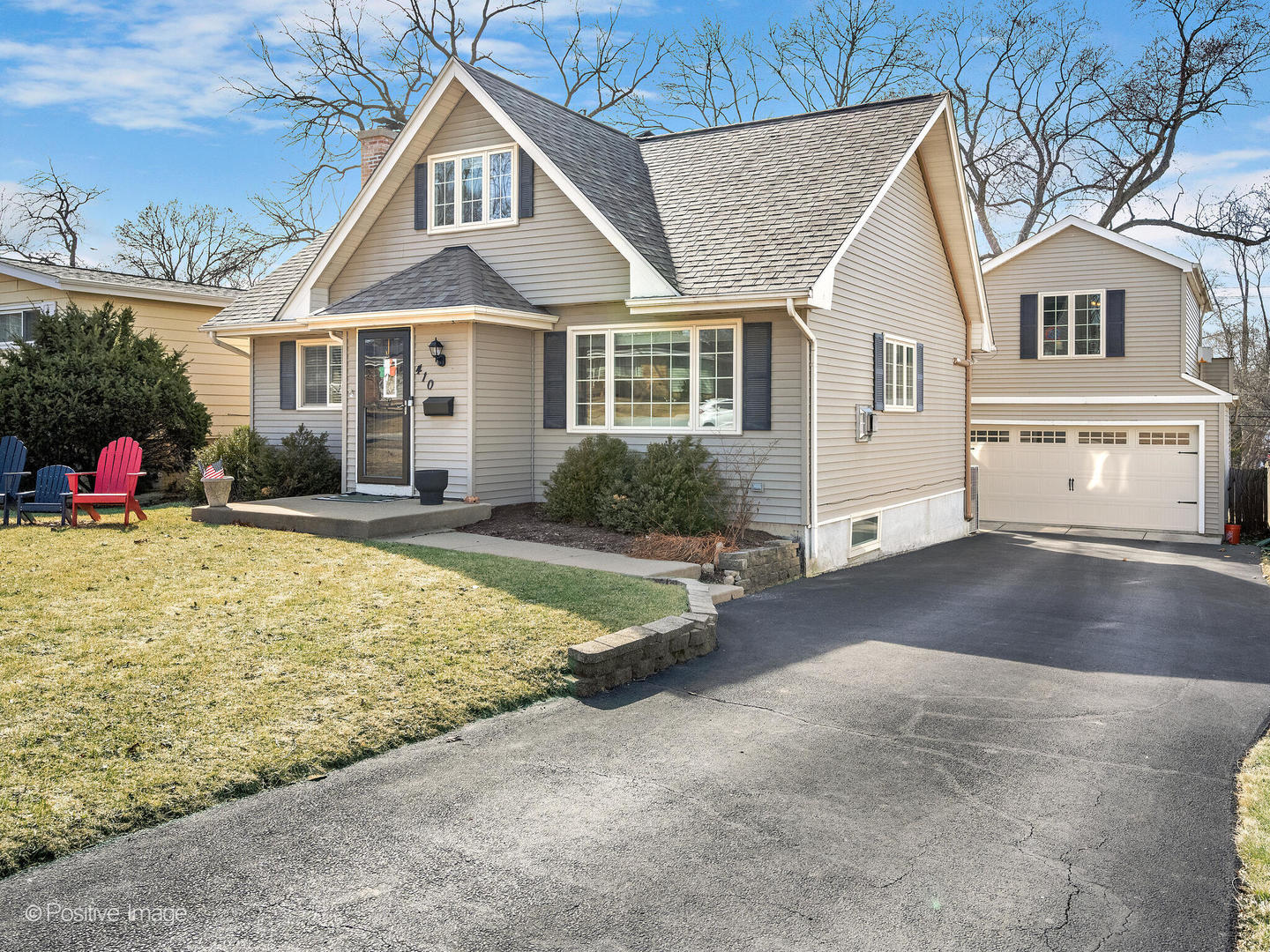 410 AURORA Way