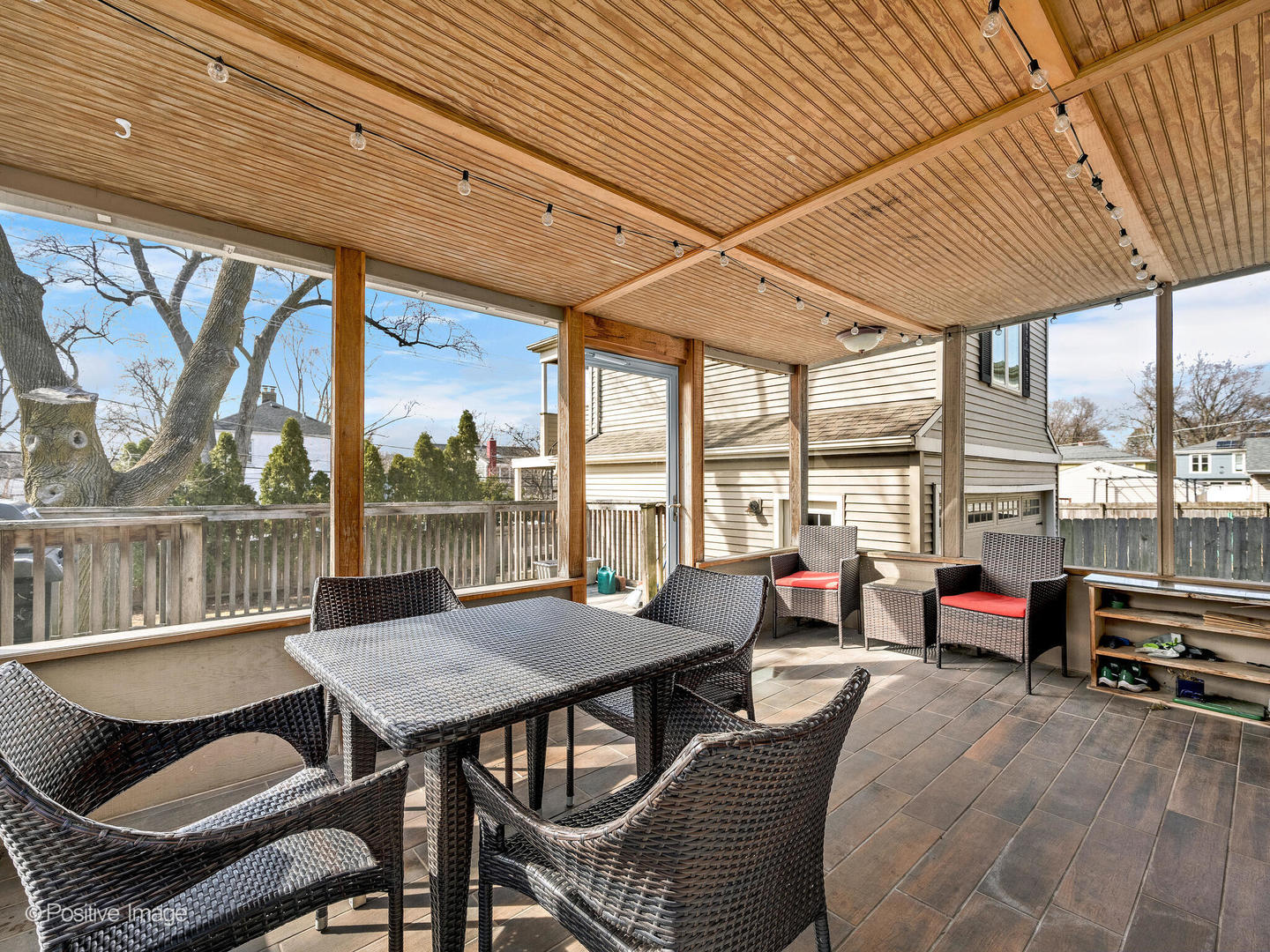 410 AURORA Way